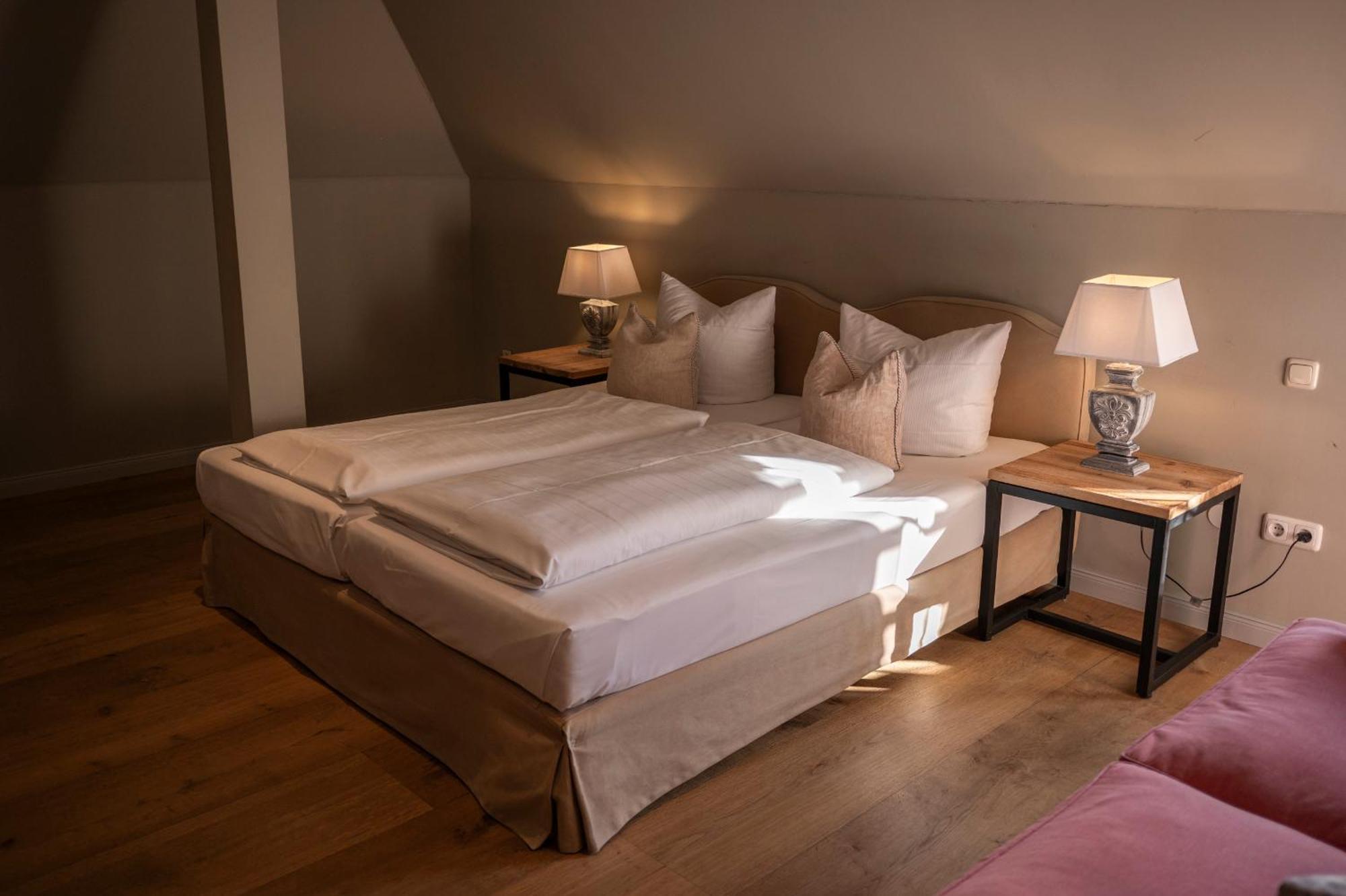 Gut Altholz Landhotel Und Restaurant Hutter Plattling Kültér fotó